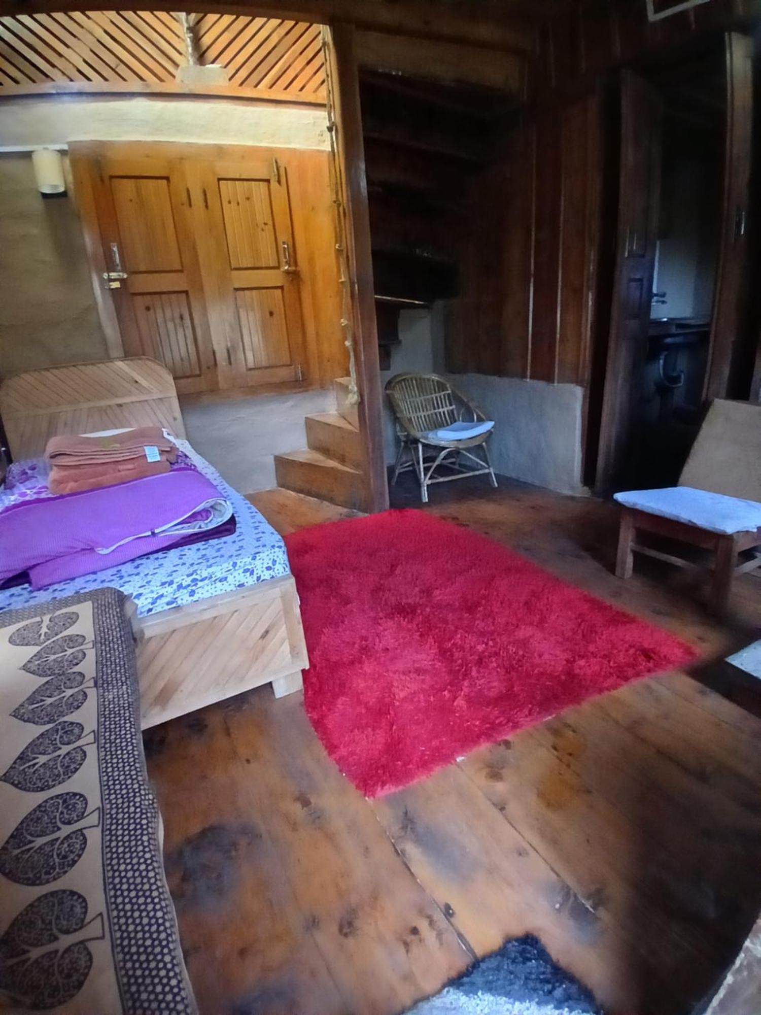 Swiss Cottage Jibhi Luaran gambar